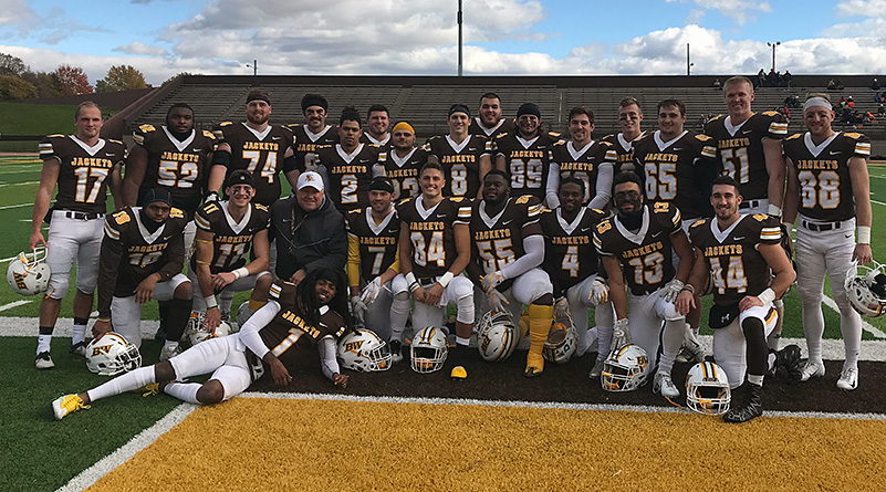 Baldwin Wallace seniors on senior day. (Baldwin Wallace athletics photo)